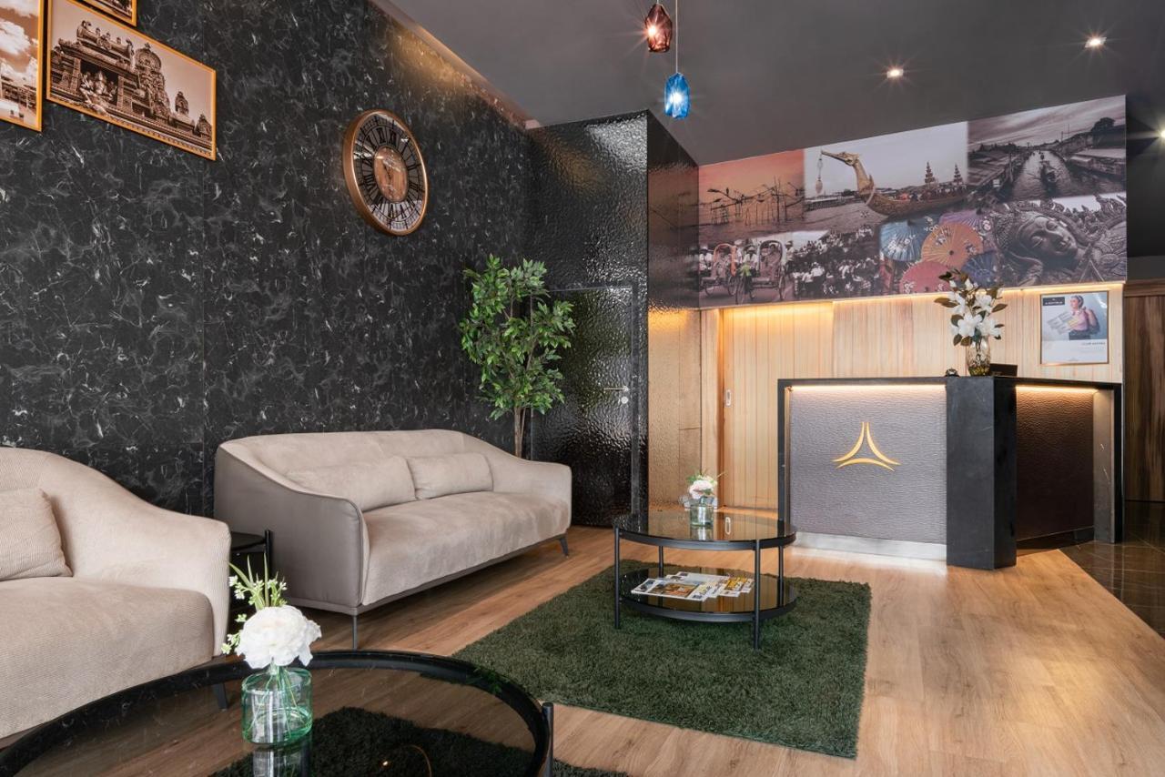 Aspira Gems Center Silom Hotell Bangkok Eksteriør bilde