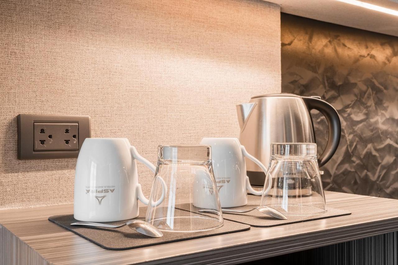 Aspira Gems Center Silom Hotell Bangkok Rom bilde