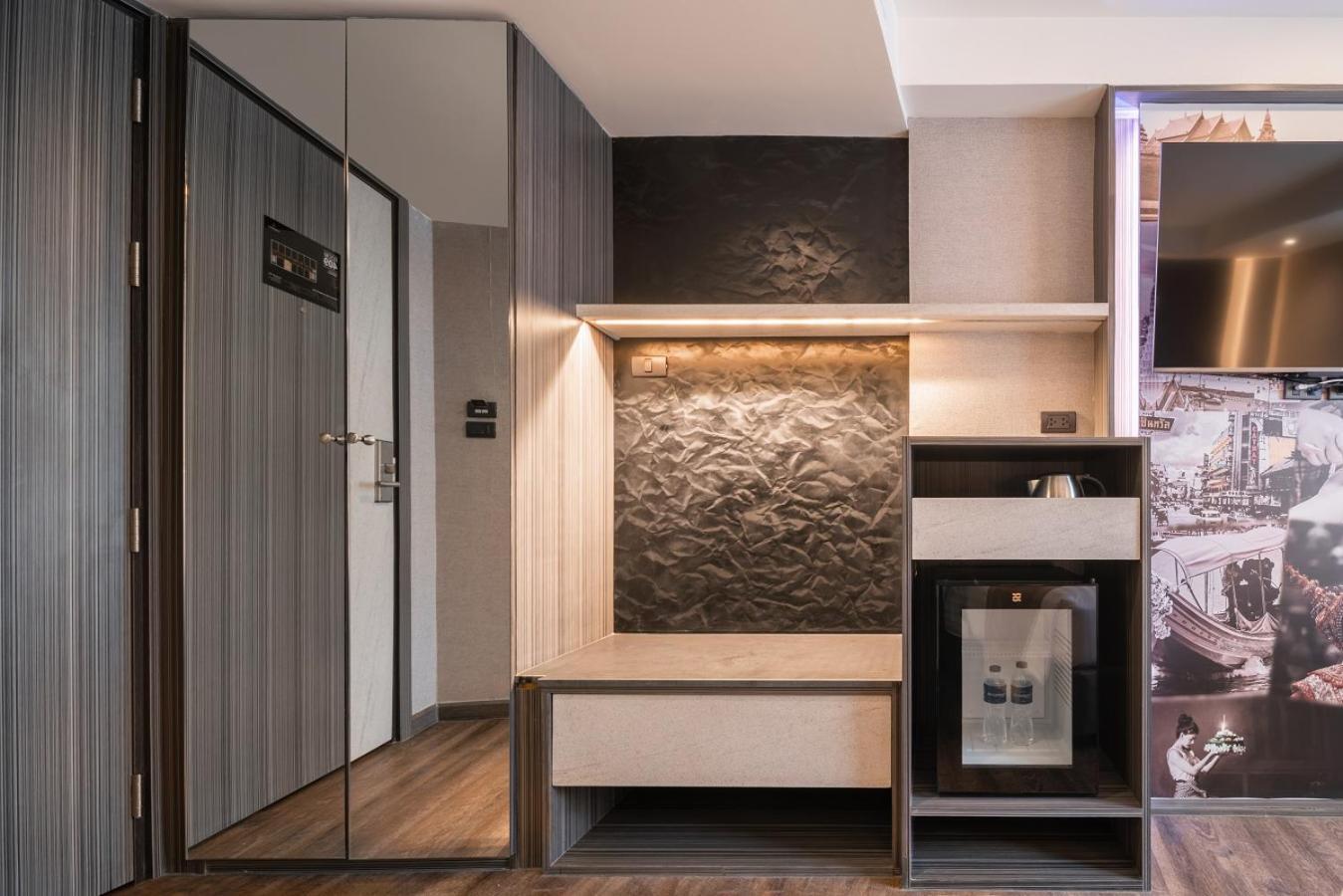 Aspira Gems Center Silom Hotell Bangkok Rom bilde
